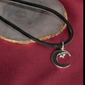 Cord Medallion Choker Necklace Crescent Moon & Star Charm Grunge 90s Galaxycore